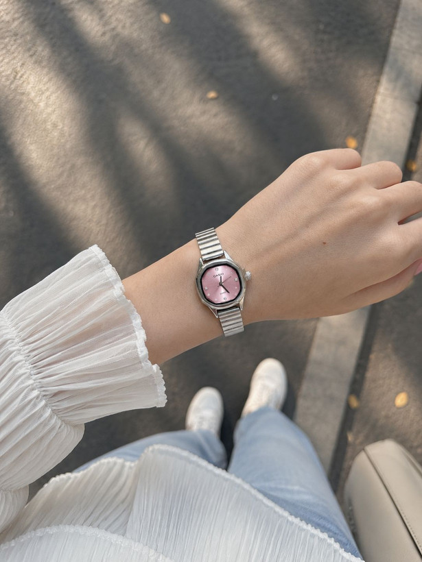 ساعت مچی زنانه کاسیو Casio با بند فلزی نقرهای